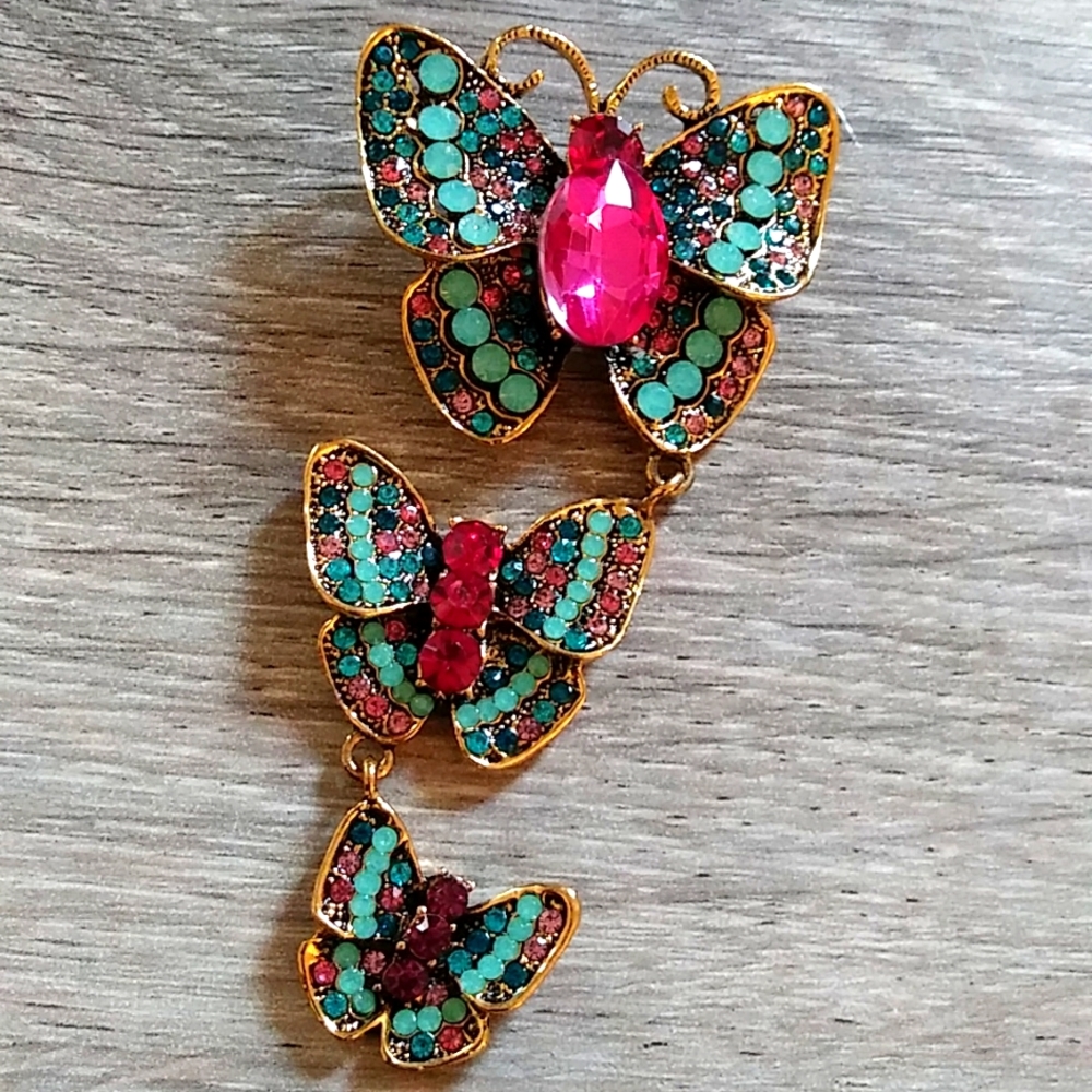 Butterfly brooch